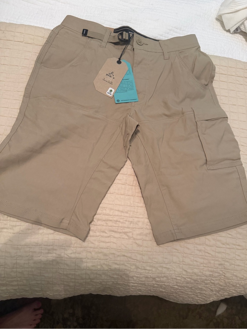 PRANA NWT Men's Casual Cargo Shorts in Khaki - Lightweight Summer Shorts Size 28